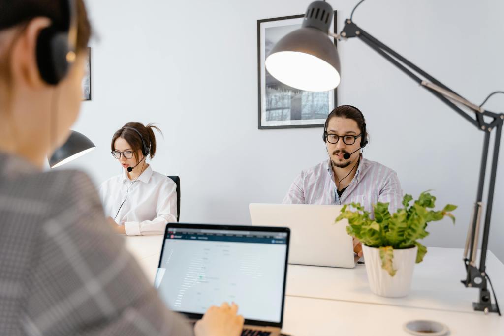 voip-telephone-service-in-use-in-office